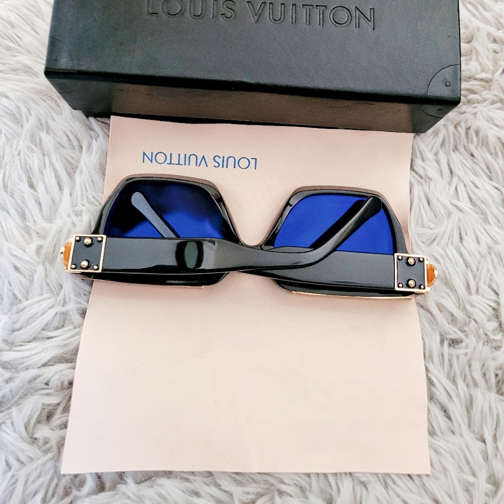 1.1 Original Pont Nuef Sunglasses 🕶